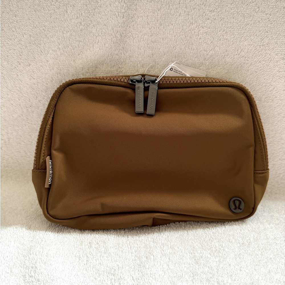 Lululemon Large Everywhere Belt Bag 2L